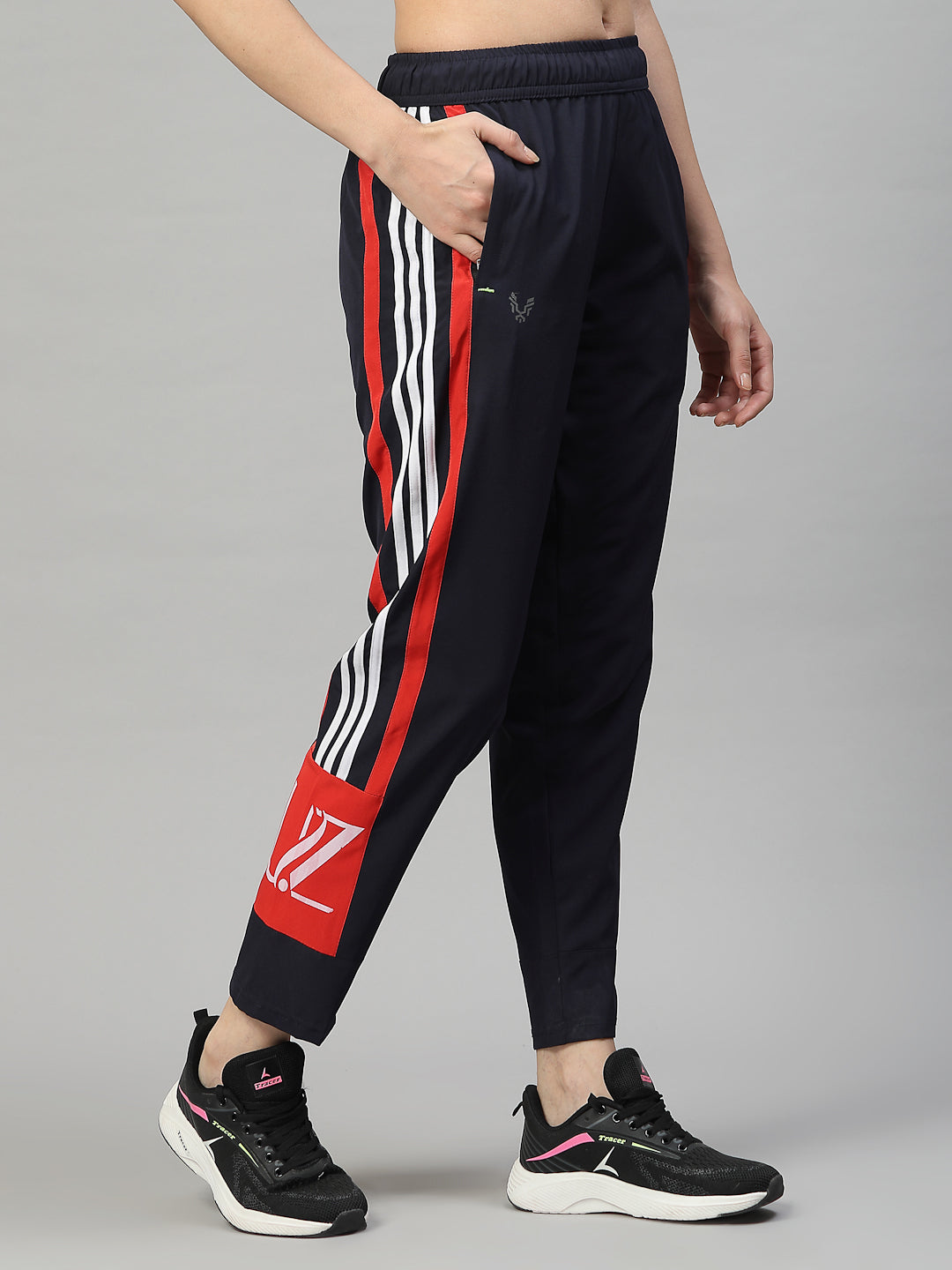 Women's Cotton Regular Fit Joggers Track Pants with 2 Zippered Pockets