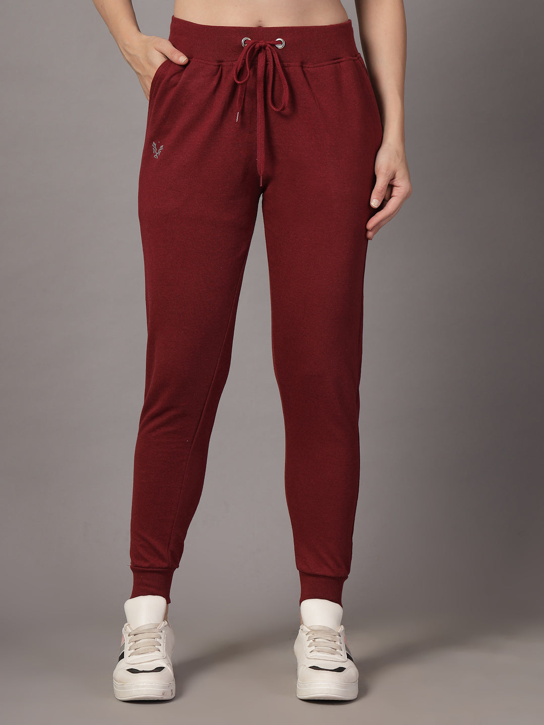 UZARUS Stay Warm and Stylish: Women's Fleece-Lined Regular Fit Heavy Weight Winter Trackpants with 3 Pockets