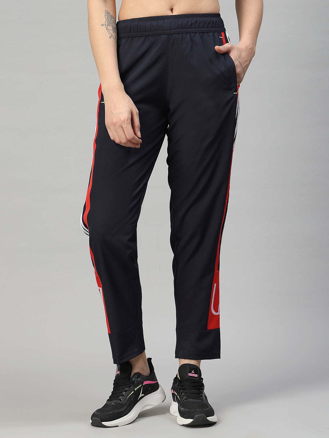 Women's Cotton Regular Fit Joggers Track Pants with 2 Zippered Pockets