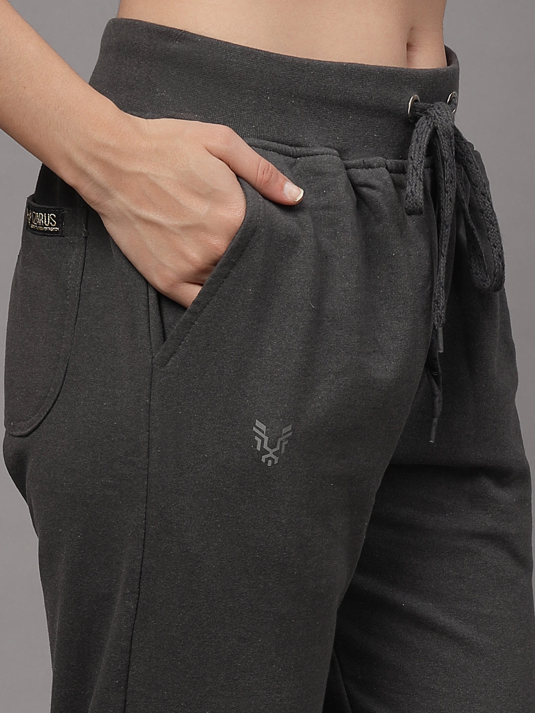 UZARUS Stay Warm and Stylish: Women's Fleece-Lined Regular Fit Heavy Weight Winter Trackpants with 3 Pockets