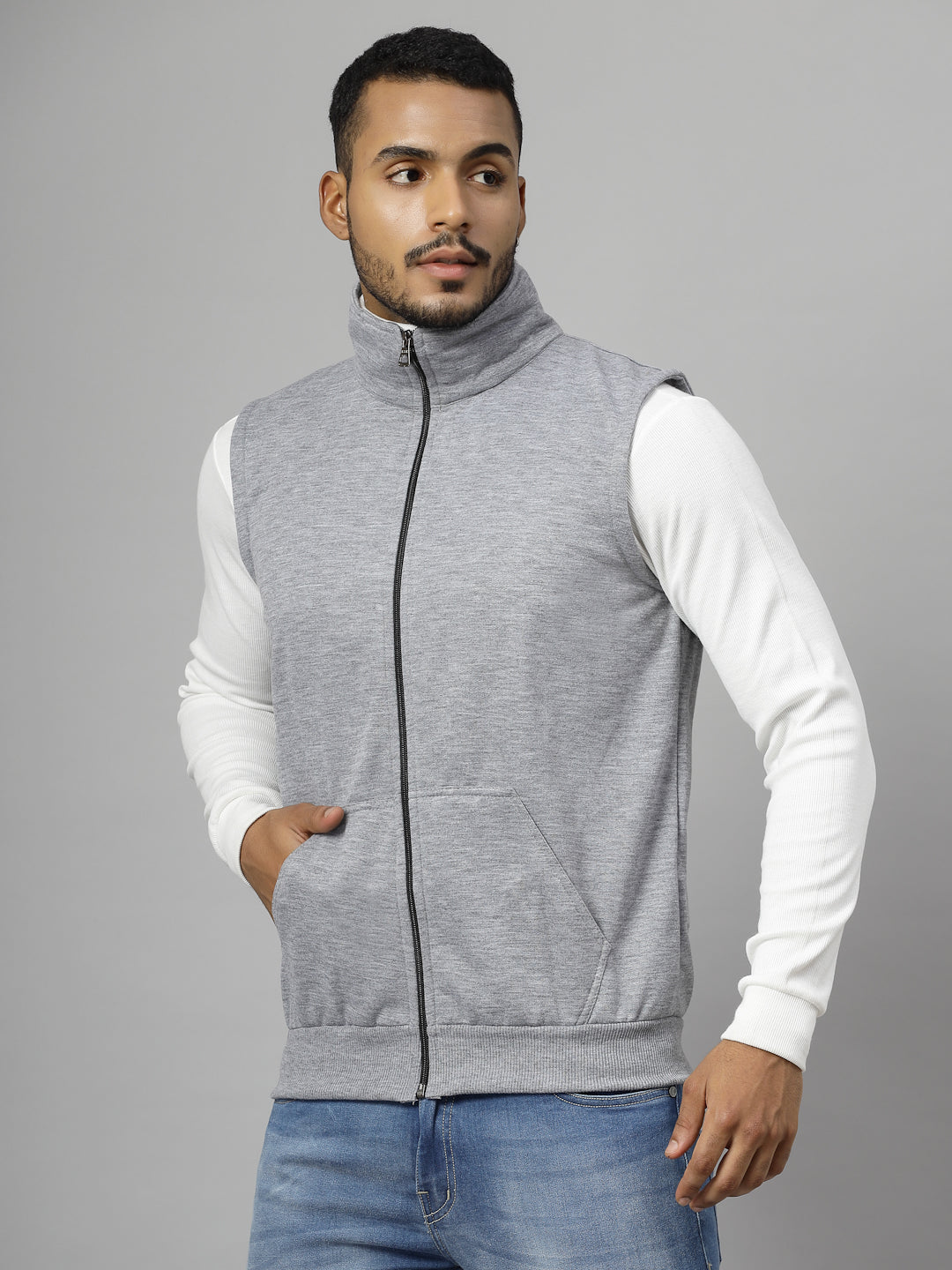 Men's Sleeveless Regular Solid Jacket